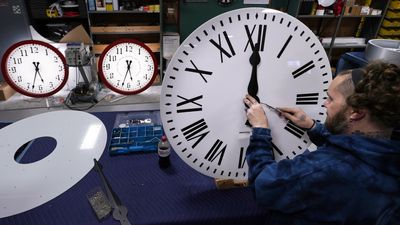 What is daylight saving time and which countries are changing their clocks?