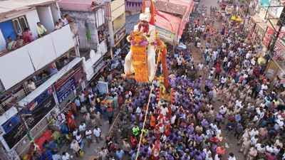 Over 2.5 lakh devotees witness 260-year-old Sirimanotsavam in Vizianagaram of Andhra Pradesh