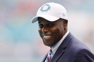 Should the Dolphins be looking to make a trade at the deadline?