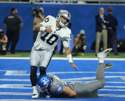 Week 8 snap counts: Despite 3 turnovers, Lions ran nearly twice as many plays as Raiders