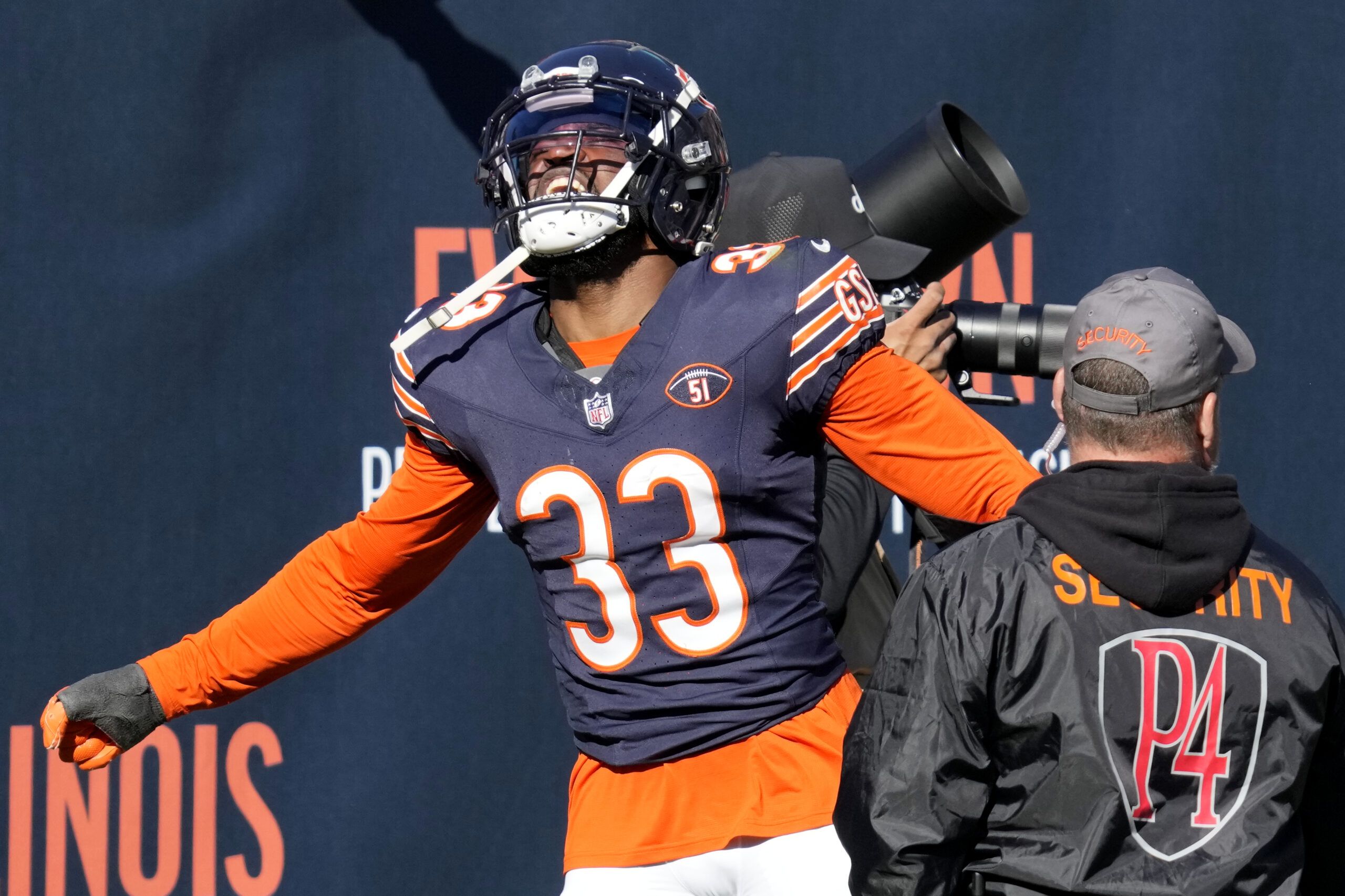 Bears CB Jaylon Johnson Expected To Stay In Chicago