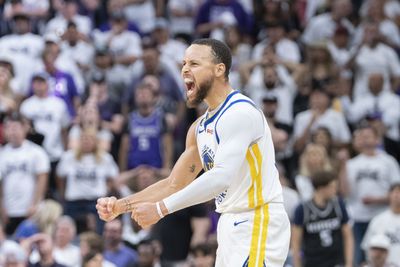 Watch: Warriors rookie has heartwarming reaction when asked about Steph Curry