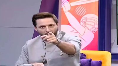 Watch: 'Apne kaam se kaam rakho' - Shahid Afridi slams Pakistan Cricket Board chairman Zaka Ashraf