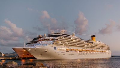 Optimal Air Conditioning Strategy To Prevent Virus Spread On Cruise Ships