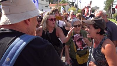 Despite displays of unity, Israelis are divided over the war with Hamas