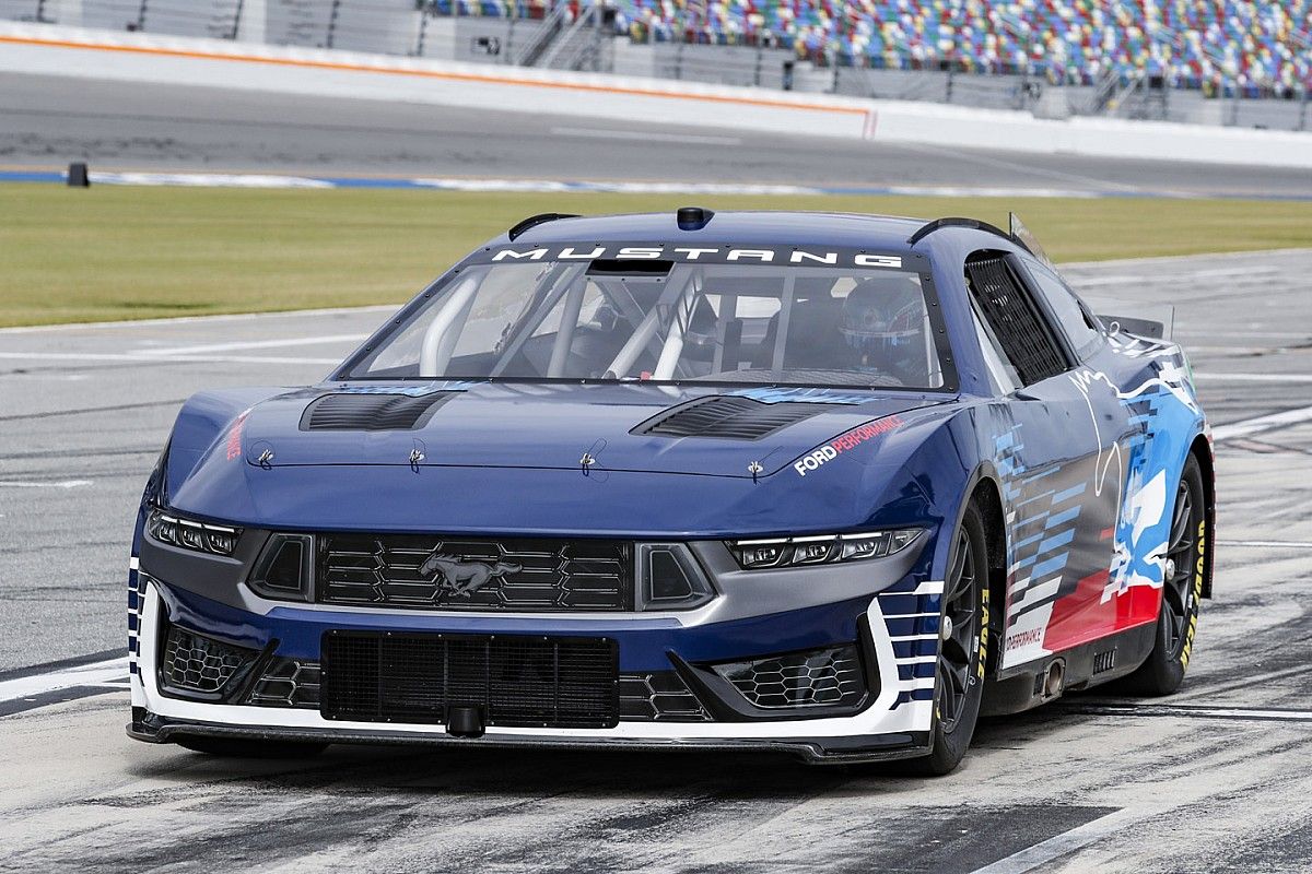 Ford to debut 'Dark Horse' Mustang for 2024 NASCAR Cup…