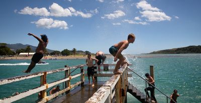 Manu champs making a splash for water safety