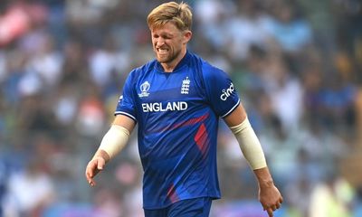 David Willey ends England career after ‘disgraceful’ central contract snub