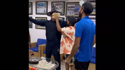 Watch: Rishabh Pant leads VVS Laxman's cake-smear birthday party