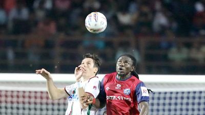 Mohun Bagan survive Jamshedpur's late charge to stay perfect in ISL-10