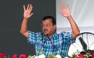 Arvind Kejriwal to skip ED summons, heads to MP for election rally