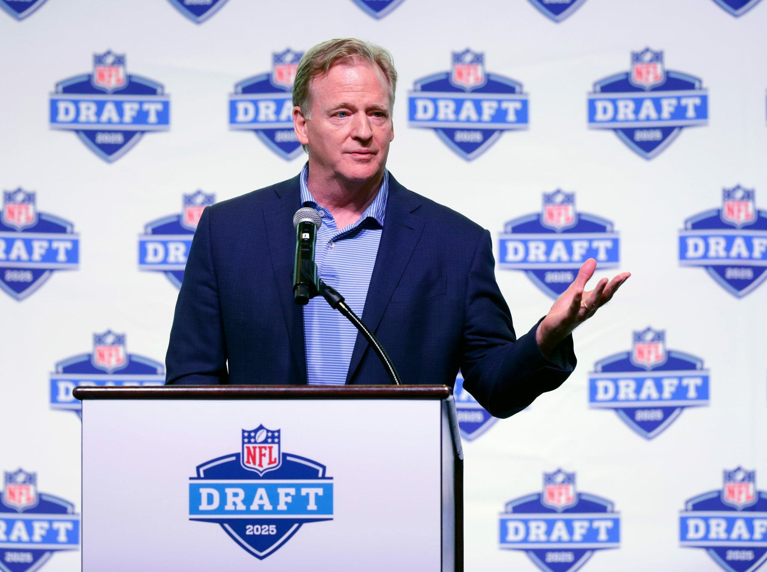 Updating the traded picks in the 2024 NFL draft after…