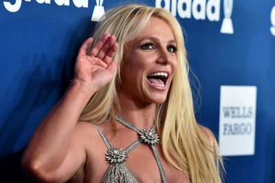 Britney’s a bestseller: Britney Spears’s memoir sells a million copies in first week