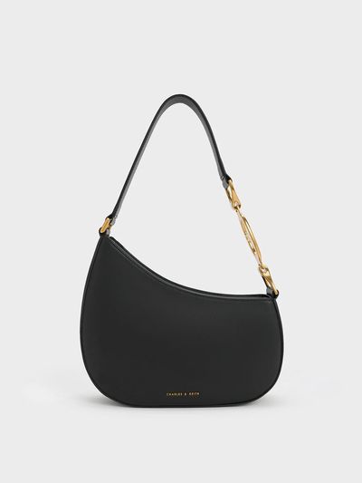 This £85 bag has been re-stocked 3 times and has a waitlist of 500 people