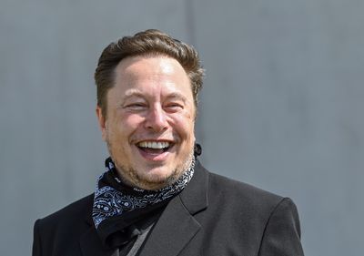Elon Musk on Ron Baron's $4 trillion Tesla market cap projection