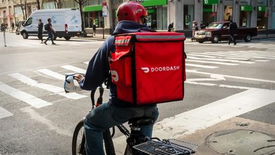 DoorDash says tip your delivery driver or risk cold pizza