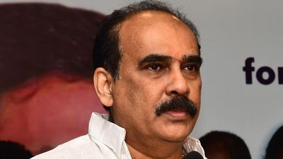 Balineni calls on Jagan to seek his intervention in fake land deeds investigation