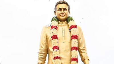 Andhra Pradesh: Statue of former Minister Mekapatti Goutham Reddy unveiled at Nellore