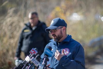 Crews begin removing debris amid ongoing search for worker trapped after Kentucky mine collapse