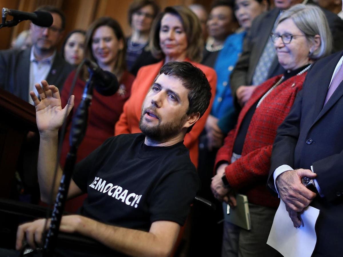 Activist and attorney Ady Barkan dies at 39