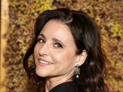 Julia Louis-Dreyfus reveals why she laughed after receiving breast cancer diagnosis