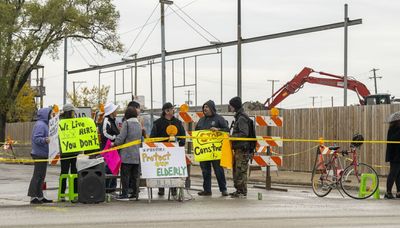 City signs lease for site of potential Brighton Park migrant tent camp — leaving local alderperson ‘frustrated and disappointed’