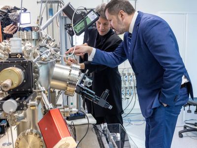 Australia and UK sign quantum collaboration commitment
