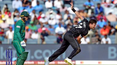 New Zealand's Matt Henry out of ICC World Cup, replaced by Jamieson