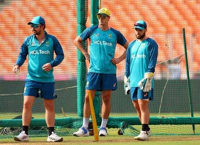 Australia and England face off in crucial World Cup clash