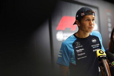 Albon: Final races about Williams “holding on” in F1 battle for P7