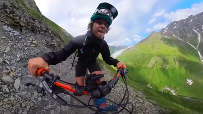 Watch mountain biker try to beat runner’s record for the Ultra-Trail du Mont Blanc