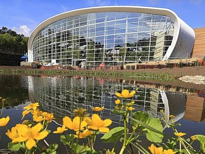 Teenage boy dies at Center Parcs after falling from skateboard