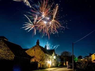 UK weather: Bonfire Night celebrations at risk of washout as Met Office issues weekend warnings