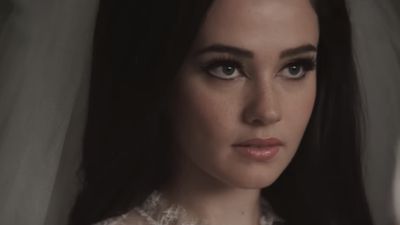 Priscilla Star Cailee Spaeny Explains Why Watching The A24 Movie Next To Priscilla Presley Was A 'Weird' And 'Surreal' Experience