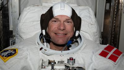 Happy birthday Andreas Mogensen! International Space Station astronaut celebrates in space