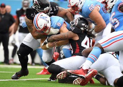 WATCH: Falcons LB Bud Dupree mic’d up vs. Titans