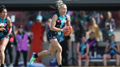 Port trounce Giants in farewell for AFLW great Phillips