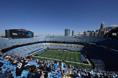 Who are the experts picking in Panthers vs. Colts?