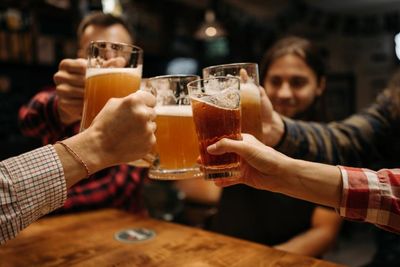 Glasgow pubs and bars to stay open until 1am in new trial
