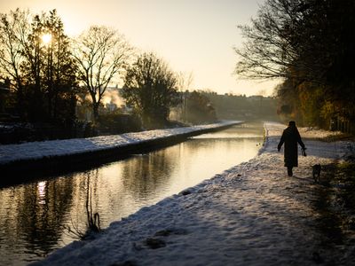 Winter is coming. Here's how to spot — and treat — signs of seasonal depression