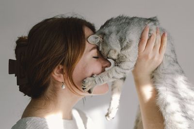 Can You Learn to Meow Like Your Cat? Yes and No, According to an Animal Behavioralist