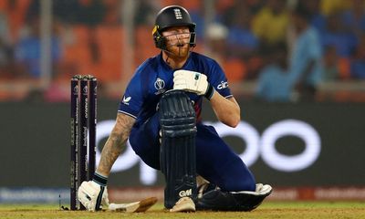 Australia see off England to knock holders out of Cricket World Cup