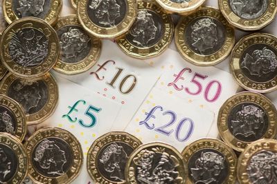 You can get a £1,200 bonus from HMRC- See who can claim and the requirements