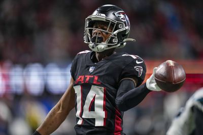 Falcons elevate two players from practice squad