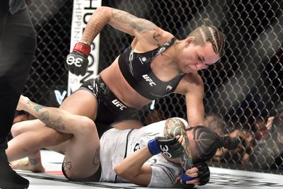Eduarda Moura def. Montserrat Conejo at UFC Fight Night 231: Best photos