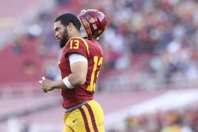 USC QB Caleb Williams leaves Washington dizzy with dazzling spin move