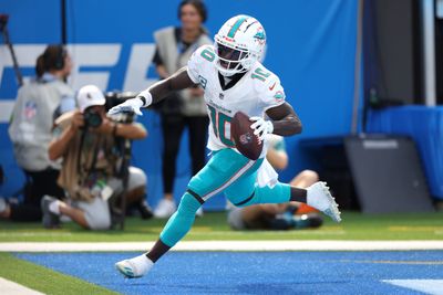 Dolphins WR Tyreek Hill speaks on his potential record-breaking season