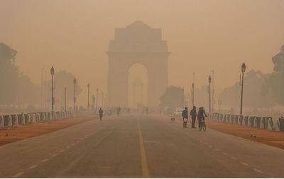 Delhi sees marginal dip in pollution level, air quality remains 'severe'; AQI at 410