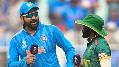 World Cup: India opt to bat against South Africa in Kolkata