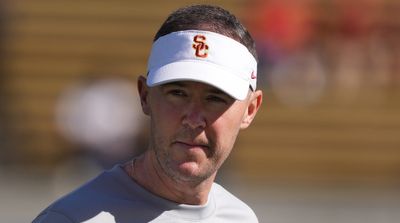 College Football Fans Weigh in on Lincoln Riley, Alex Grinch and USC After Loss